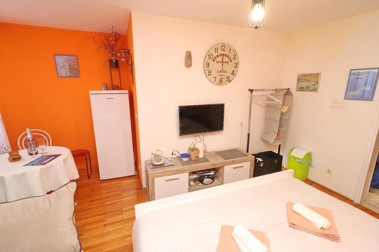 Guest House Jungher Đảo Korčula Ngoại thất bức ảnh