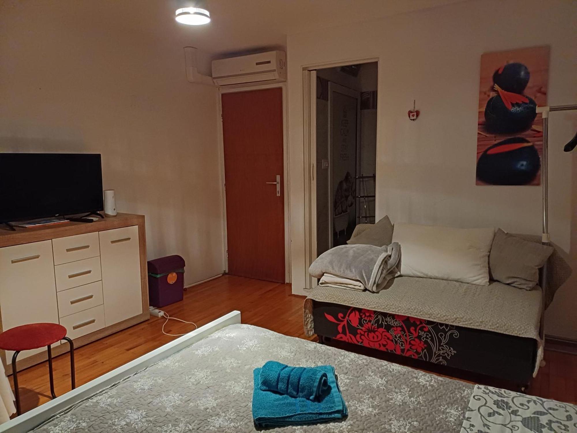 Guest House Jungher Đảo Korčula Ngoại thất bức ảnh